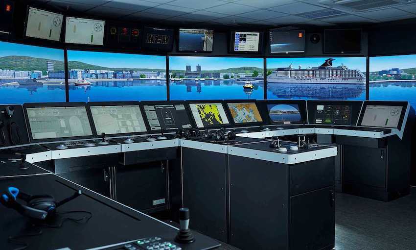 Konsberg-Maritime-simulator-.jpg