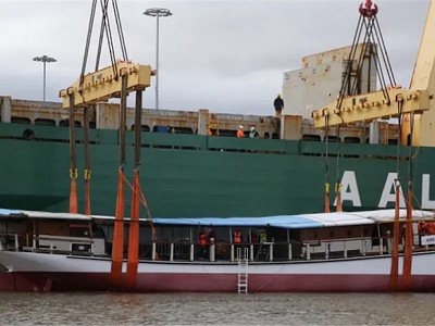 AAL makes history with the Alma Doepel