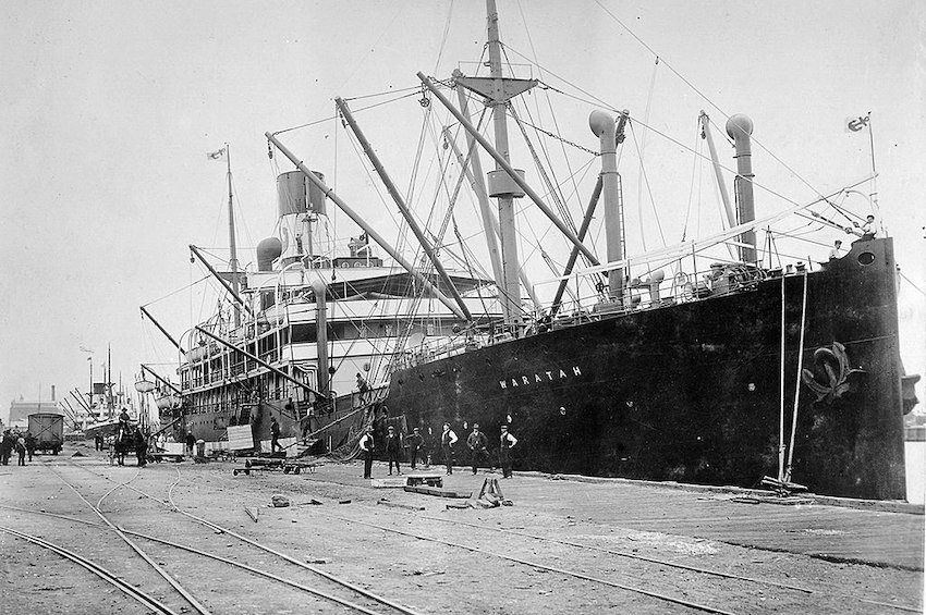 1024px-SS_'Waratah'_at_Port_Adelaide,_1909.jpeg