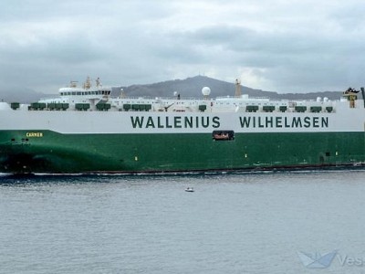 Australia bans unsafe ship from Australian waters