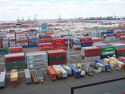 Drewry: Surplus of 6 million TEU accumulated will recede