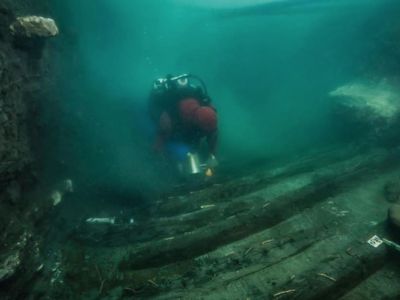  Ancient warship discovered at site of Egyptian temple disaster